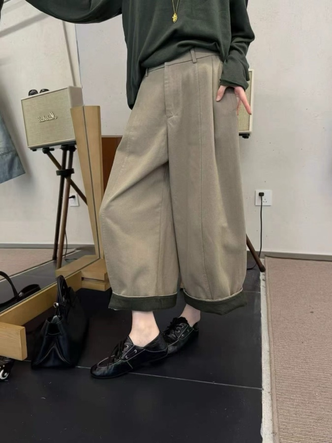 卡其色阔腿裤,初秋叠穿通勤穿搭,玲珑STUDIO博山实体店新款